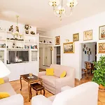 4 Bedroom Cozy In Holiday home Mlini