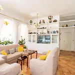 4 Bedroom Cozy In