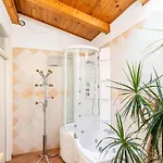 4 Bedroom Cozy In *