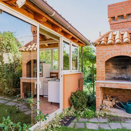펜션 Stunning Home In Mlini 믈리니